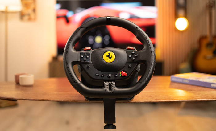 Thrustmaster T98-P Ferrari 296 GTB Volant de Course produit à l'usage