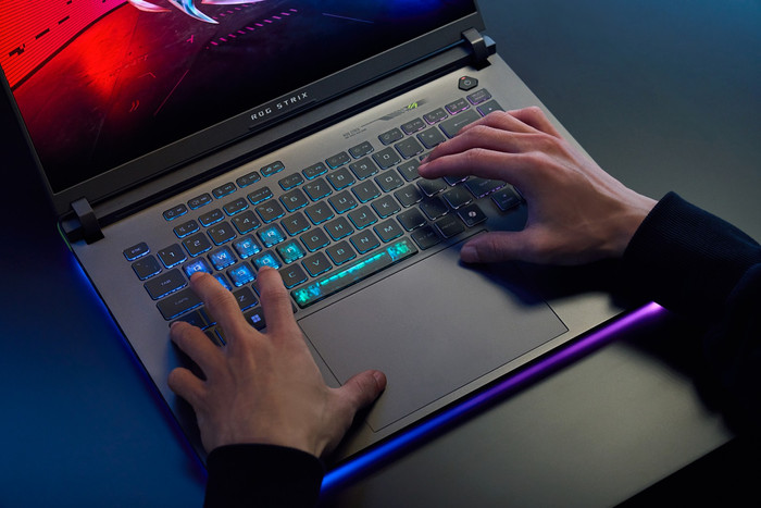 ASUS ROG Strix 18 G814PP-S8075W AZERTY visual leverancier