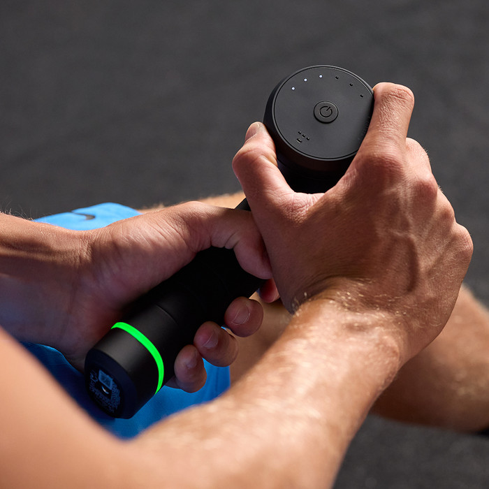 Hyperice Hypervolt 3 Pro product in gebruik