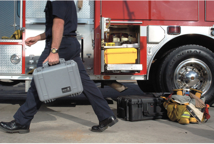 Peli 1450 Protector Case Black Case with Foam Insert product in use