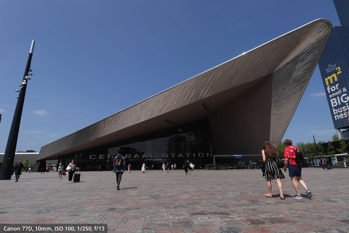 Canon EF-S 10-18mm f/4.5-5.6 IS STM + Hoya Digital Filter In null