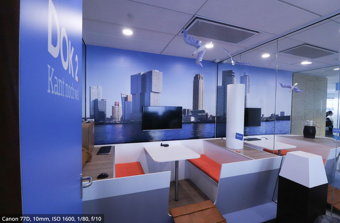 Canon EF-S 10-18mm f/4.5-5.6 IS STM + Hoya Digital Filter In null