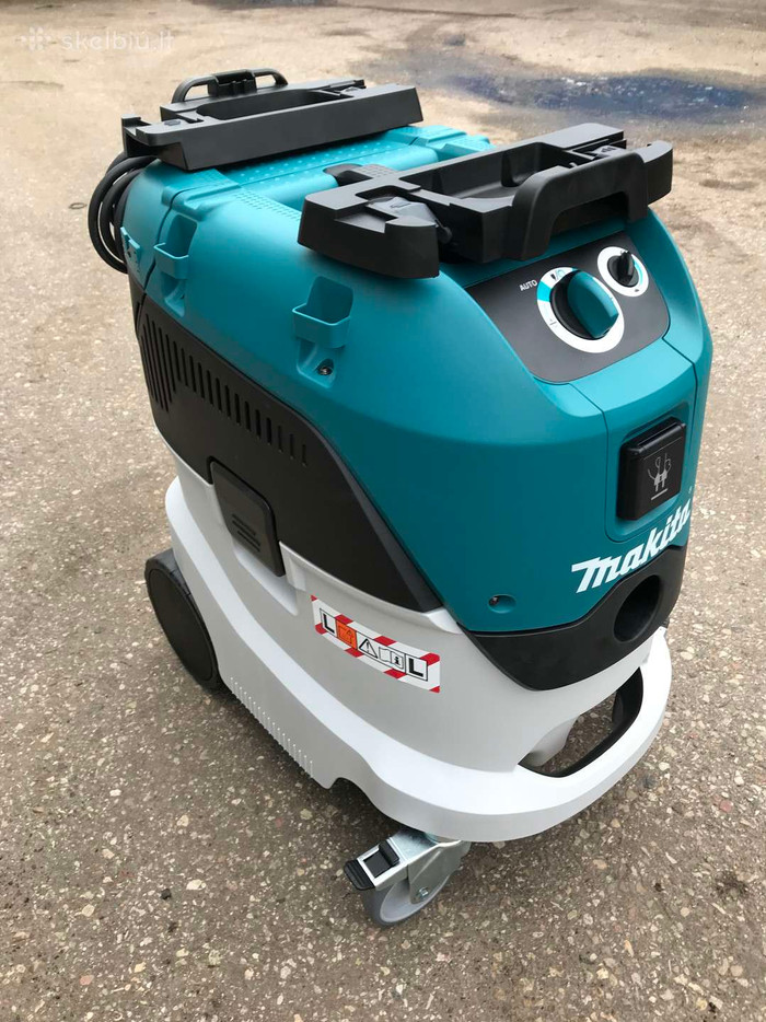Makita VC4210L product in gebruik