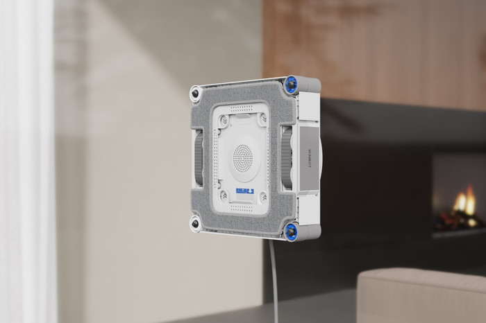 Ecovacs WINBOT W3 OMNI product in gebruik