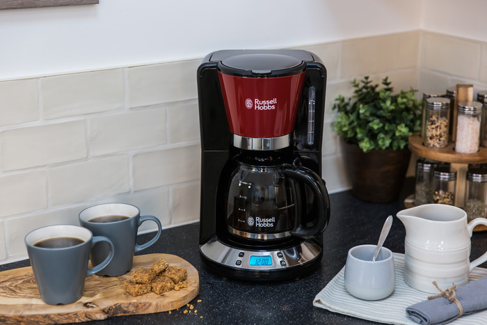 Russell Hobbs Colours Plus Rood product in gebruik