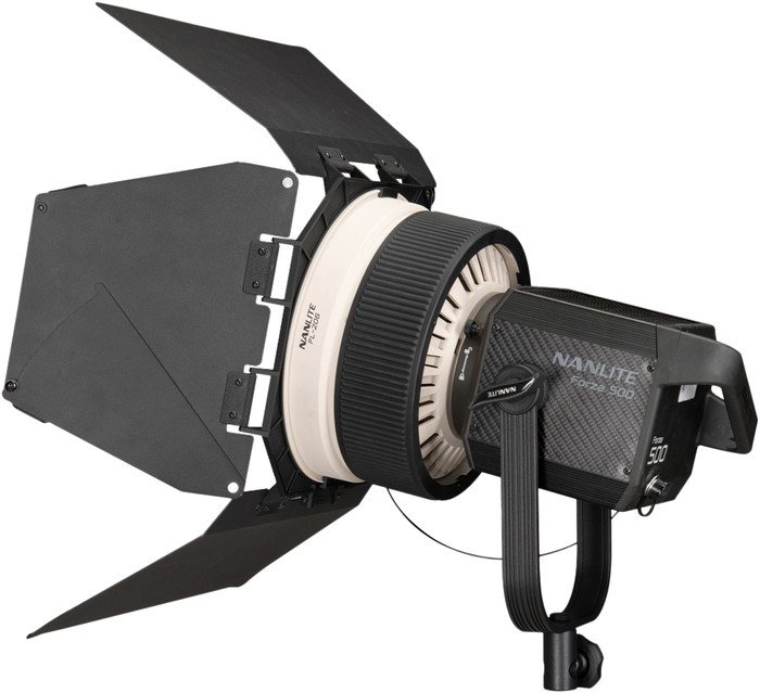 Nanlite Fresnel Objectif + Coupe-flux pour Forza 300 arrière
