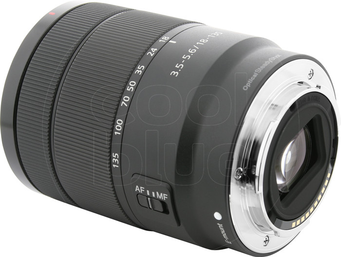 Sony SEL 18-135mm f/3.5-5.6 OSS left side