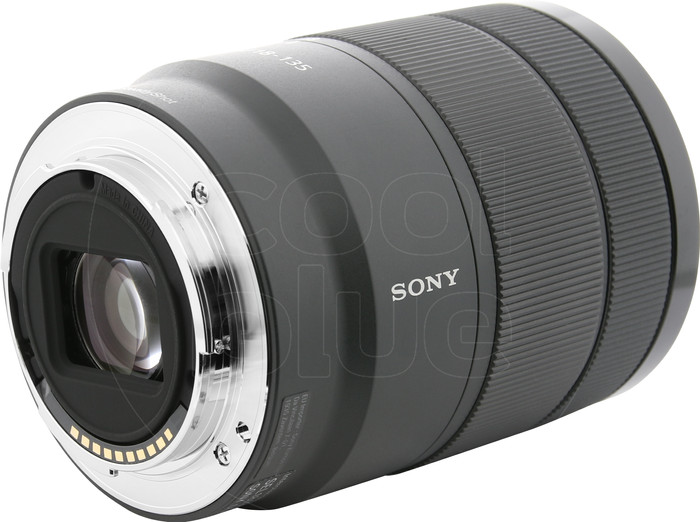 Sony SEL 18-135mm f/3.5-5.6 OSS right side