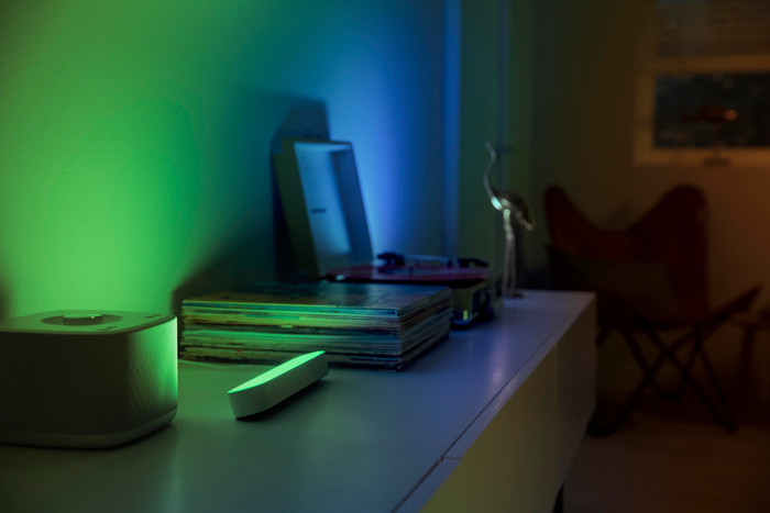 Philips Hue Play Lichtbalk White & Color Wit Uitbreiding product in gebruik