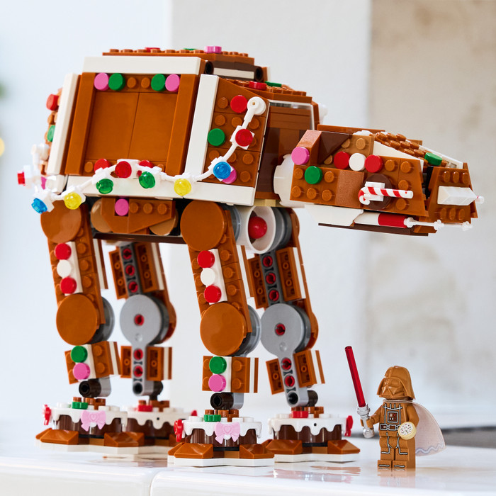 LEGO Star Wars Peperkoek AT-AT Walker 40806 product in gebruik