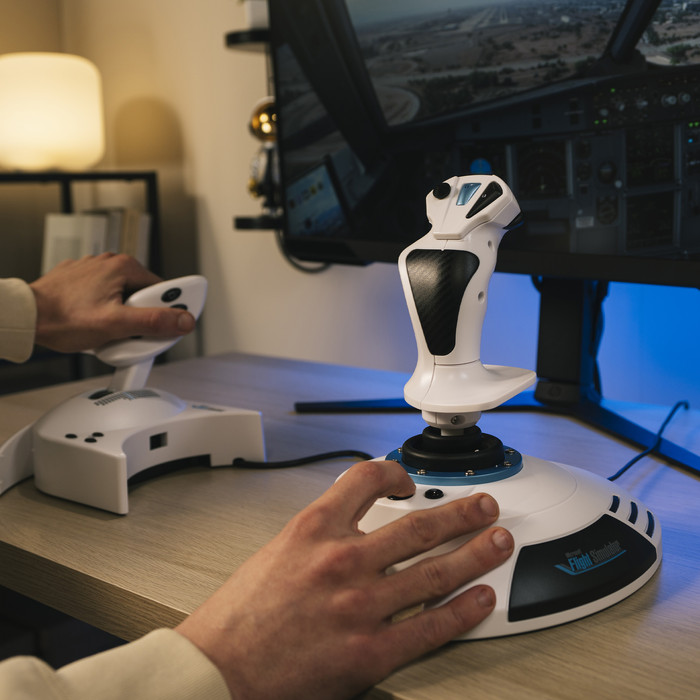 Thrustmaster T.Flight Hotas 5 Microsoft Flight Simulator Edition produit à l'usage