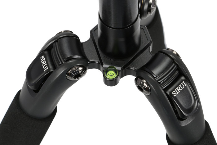 Sirui UltraLight T-005SK + B-00K Black detail