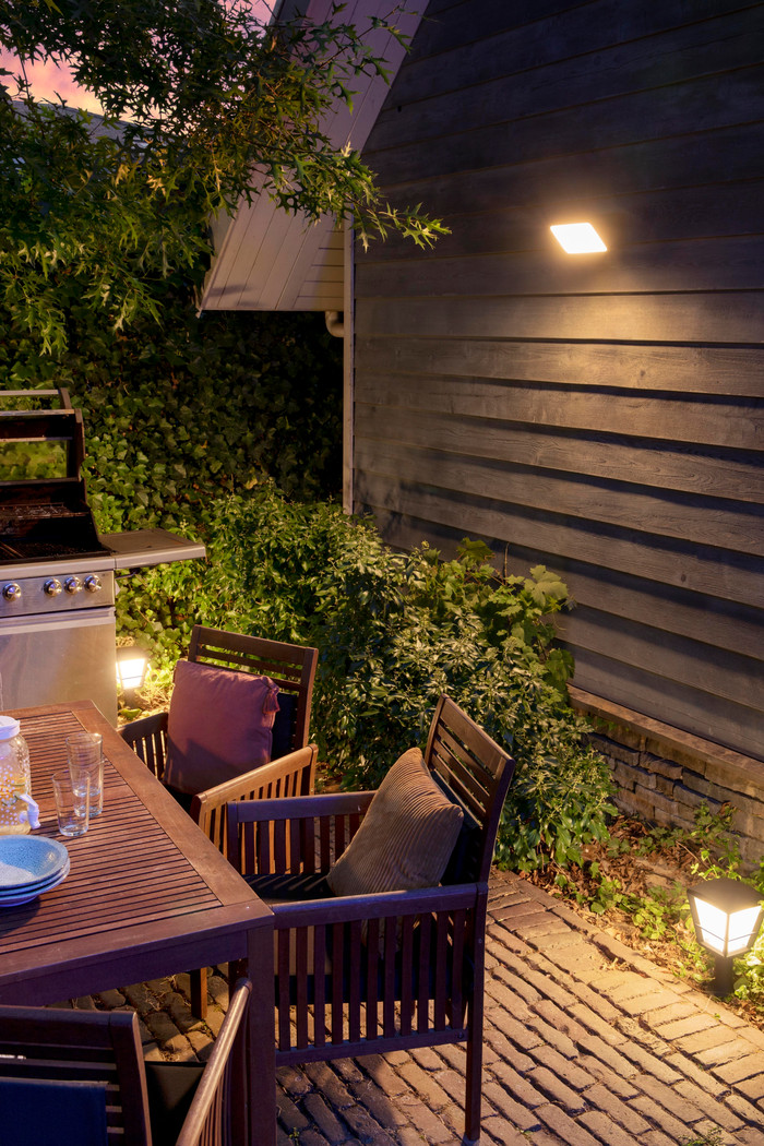Philips Hue Discover Floodlight White and Color for Outdoors product in use