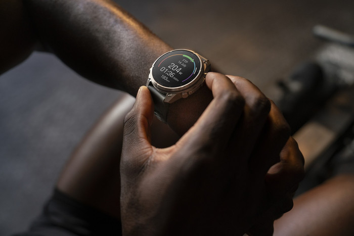 Garmin Fenix 9 Pro Titanium LTE 43mm product in gebruik