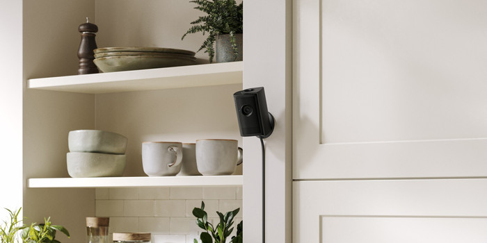 Ring Indoor Camera Plus Noir produit à l'usage