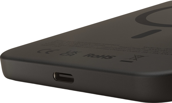 Zens Draadloze Powerbank met MagSafe en Qi2.2 5.000 mAh Zwart linkerkant