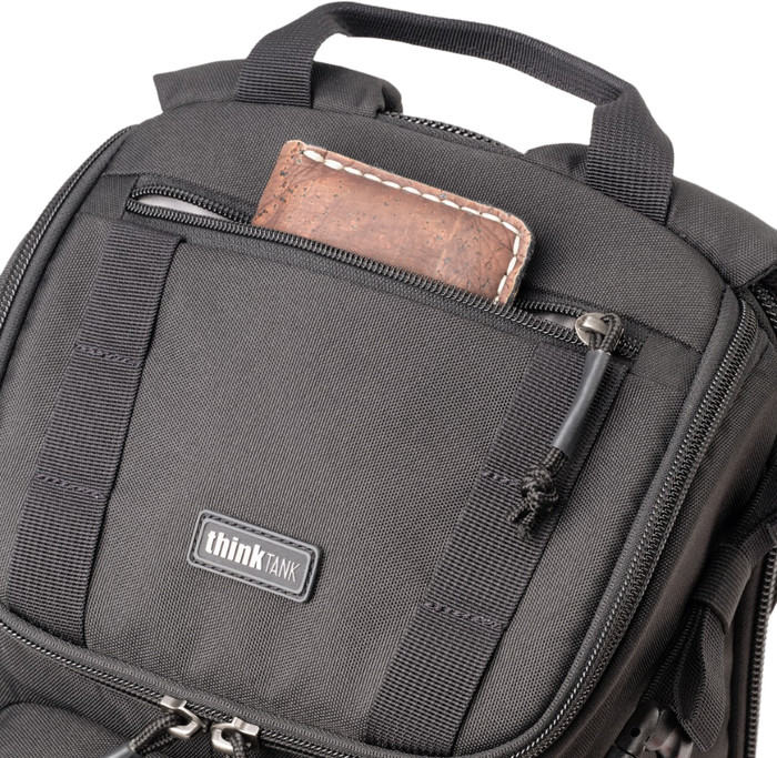 Think Tank DarkLight Backpack 14 L Noir détail