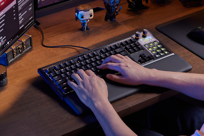 Corsair GALLEON 100 SD Gaming Toetsenbord Azerty product in gebruik