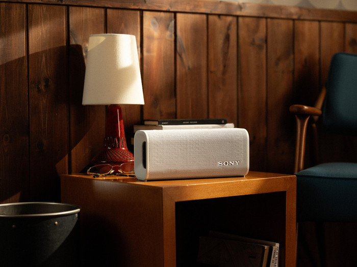 Sony ULT Field 3 White product in use
