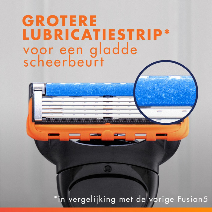 Gillette Fusion5 Power + 17 Replacement Blades detail