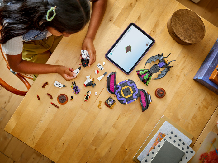 LEGO Disney Maleficent's and Cruella De Vil's Dresses 43262 product in use