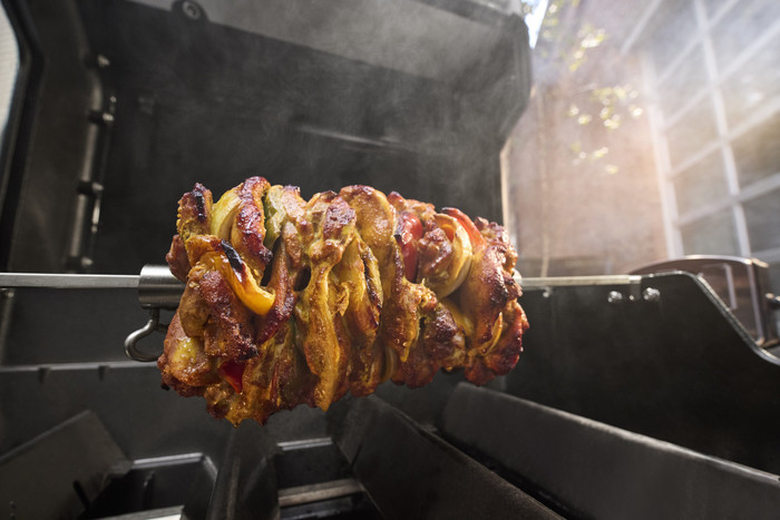 Weber Spirit E-310 Zwart product in gebruik