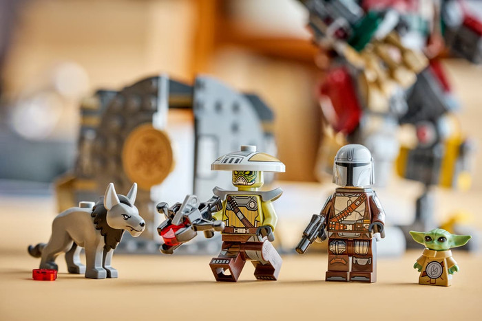 LEGO Star Wars - L¿Attaque du Droïde Sentinelle dans le Palais Hutt 75451 produit à l'usage