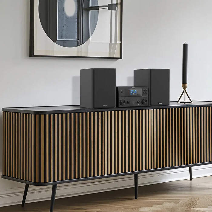 KENWOOD M-9100S-B product in gebruik