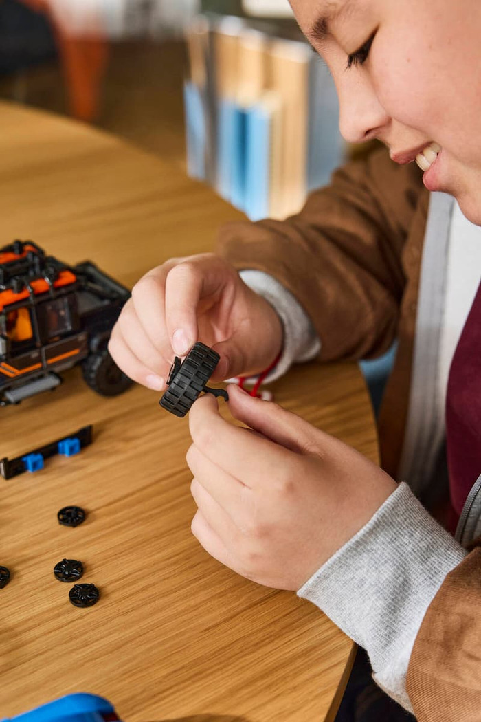LEGO Speed Champions - La Jaguar Project 7 et le Land Rover Defender 77264 produit à l'usage