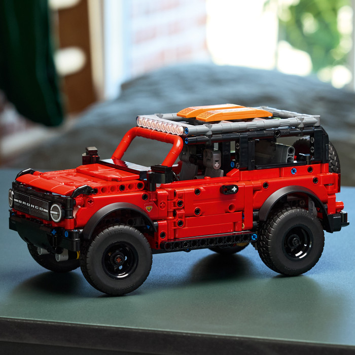 LEGO Autos Trio 42213 + 42226 + 42234 detail