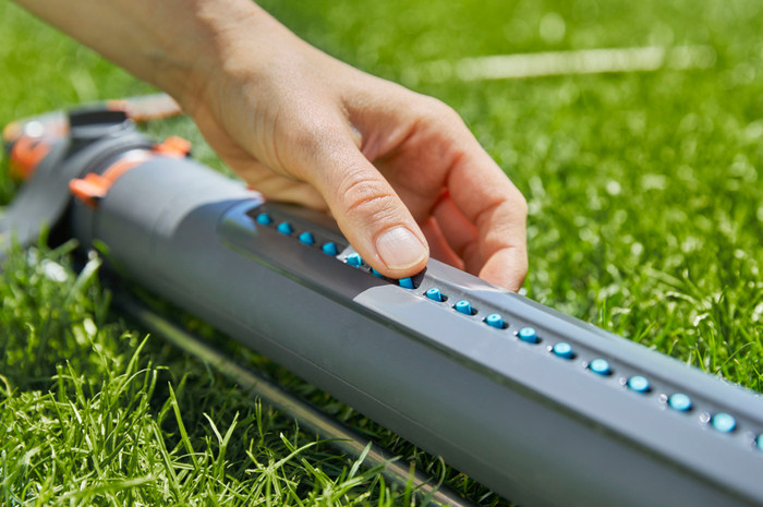 Gardena Comfort FLEX 50m Large Sproeierpakket product in gebruik