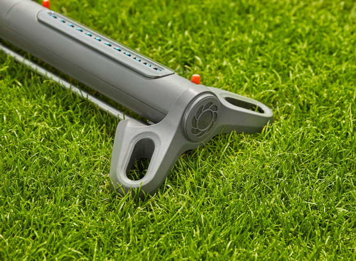 Gardena Comfort FLEX 50m Large Sproeierpakket product in gebruik