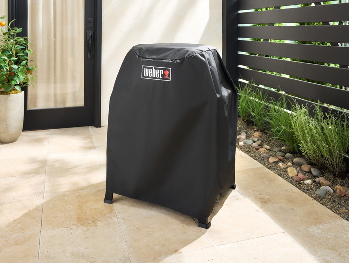 Weber Premium Hoes voor Lumin met onderstel product in gebruik