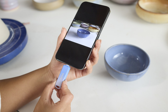SANDISK Creator Phone Drive 128GB product in gebruik