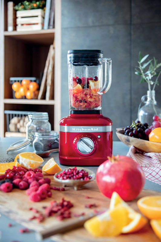 KitchenAid Artisan K400 5KSB4026ECA Candy Apple Red product in use