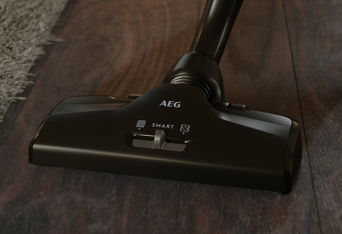 AEG VX82-1-5DB product in use