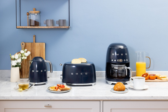 SMEG KLF03NBEU Navy Blue produit à l'usage