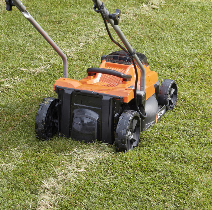 BLACK+DECKER BCMW3318L2-QW produit à l'usage
