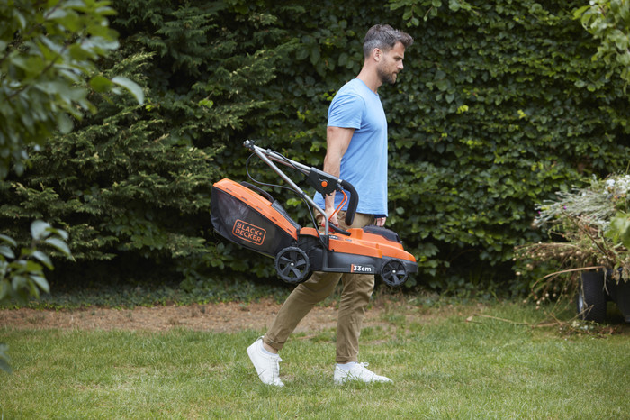 BLACK+DECKER BCMW3318L2-QW produit à l'usage