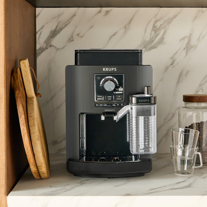 Krups Serenity Milk EA402H product in gebruik