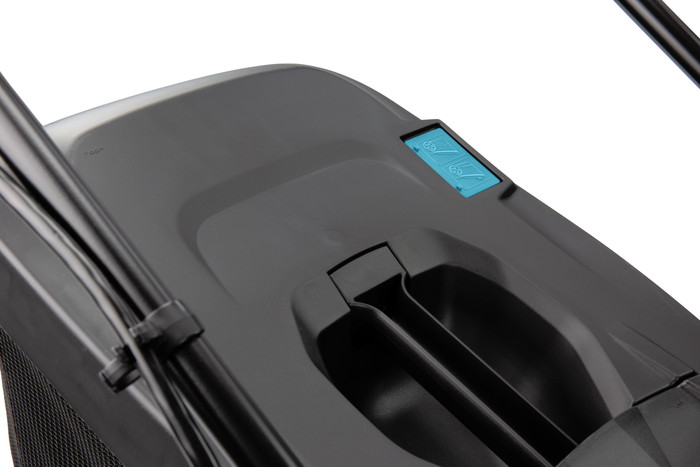 Makita DLM432Z + Makita DUH523Z (zonder accu) detail