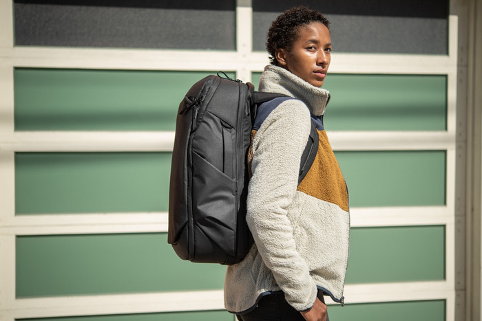 Peak Design Travel Backpack 30L v2 Black product in gebruik