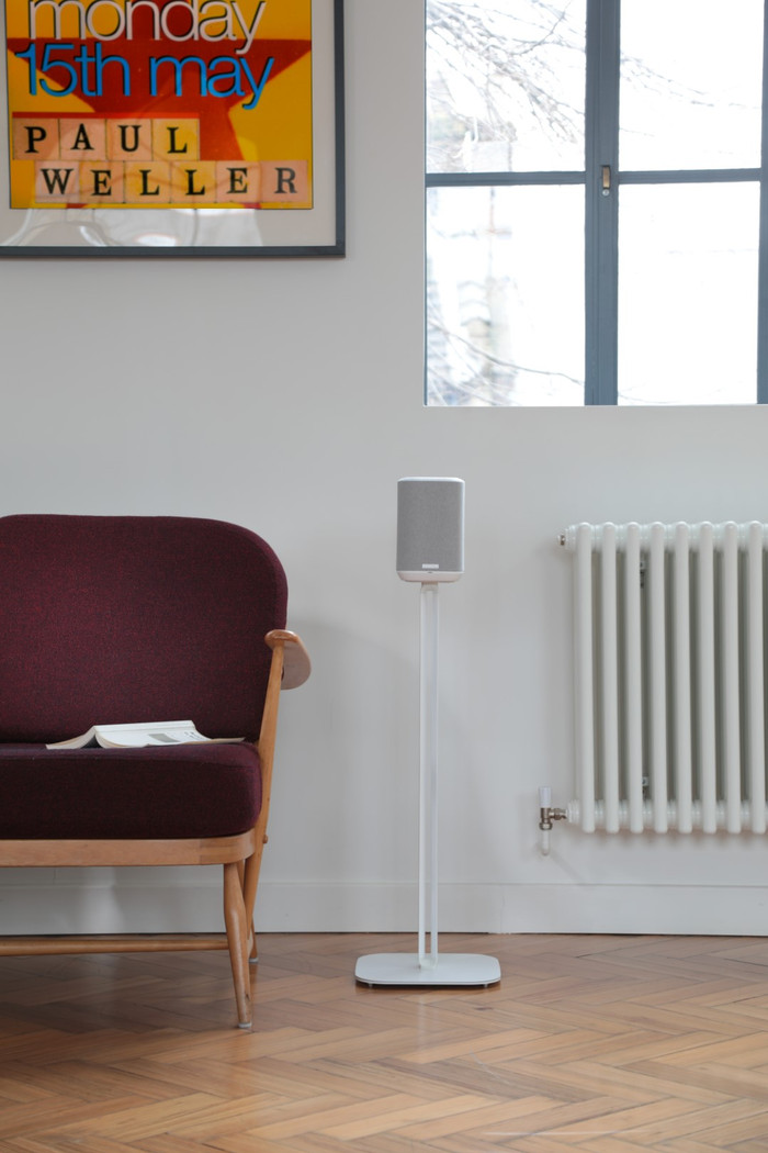 Denon Home 150 Pied d'Enceinte Blanc produit à l'usage