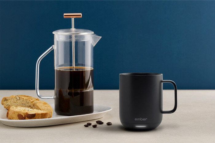 Ember Mug² 295ml Black product in use