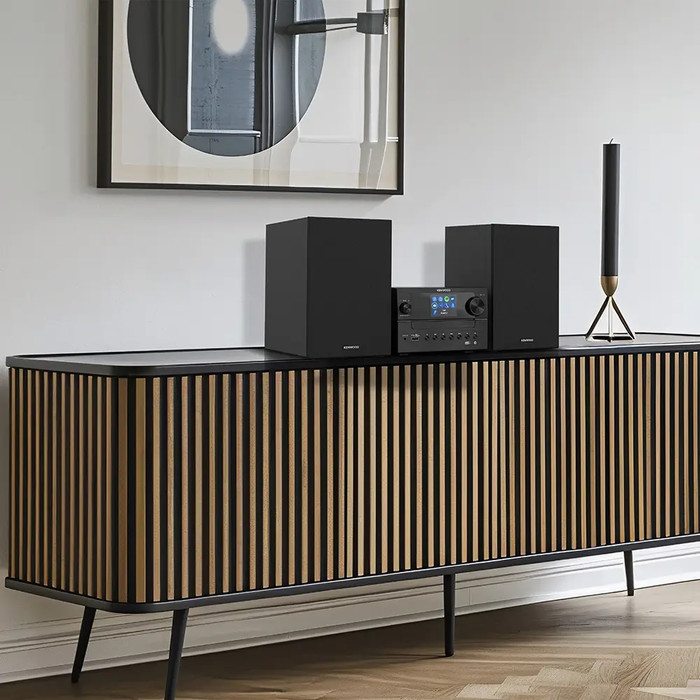 KENWOOD M-7100S-B product in gebruik