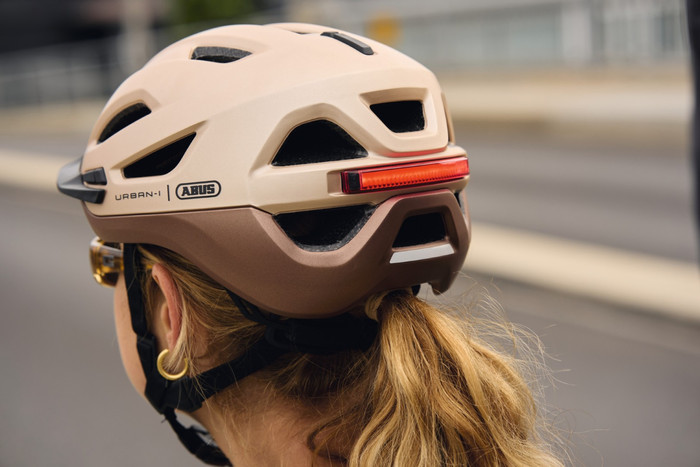 ABUS URBAN-I 4.0 ACE Or M produit à l'usage