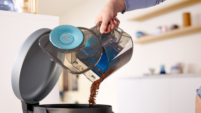 Philips PowerPro Active FC9555/09 product in use