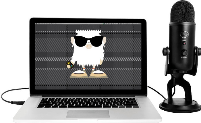 Blue Yeti Silver product in gebruik