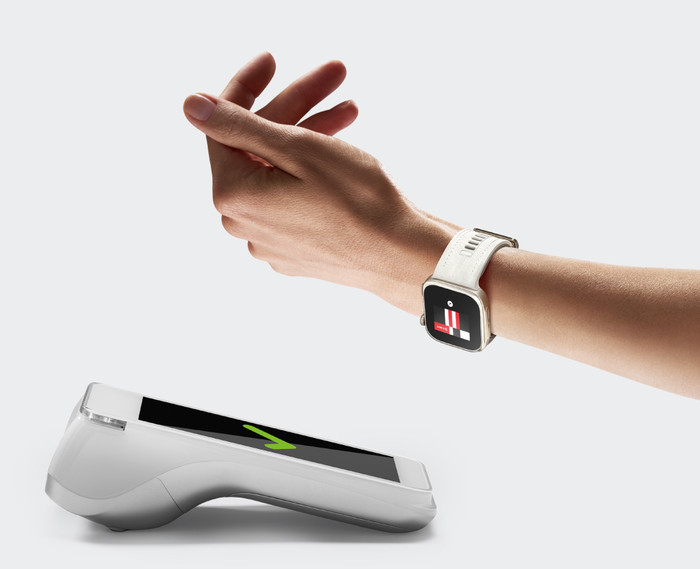 Huawei Watch D3 Zwart product in gebruik