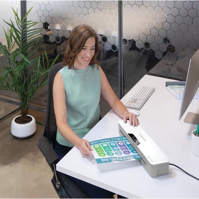 Fellowes Ion A3 product in use